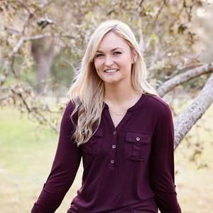 Meet your Posher, Bethany